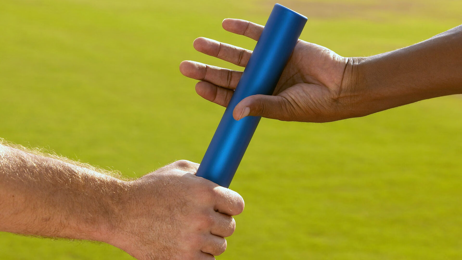 Kering-德甲豪门“火拼”八强：拜仁迎战多特，激情激战！